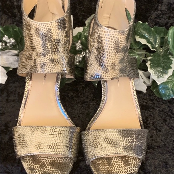 Jessica Simpson Mekos Gold Silver Snakeskin Heels - Picture 7 of 12